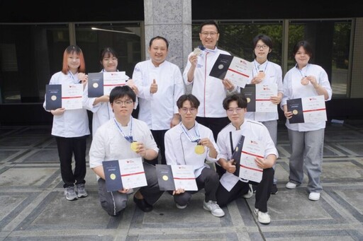 大葉大學餐旅系、烘焙學程 首爾廚藝挑戰賽奪金