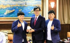 市長陳其邁溫馨接見亞運高雄優秀選手，勉勵選手續戰夢想