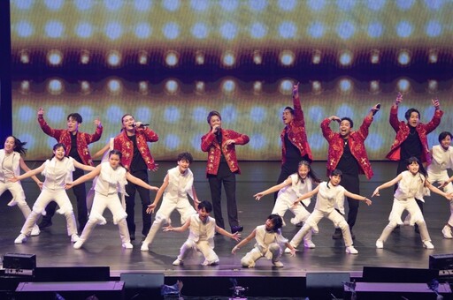 放浪兄弟EXILE首場海外演出嗨翻台粉！唱一半音樂突卡意外驗證堅強演唱實力