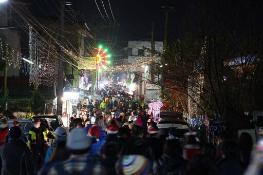 原鄉聖誕過年 信義鄉羅娜點燈破3萬遊客朝聖