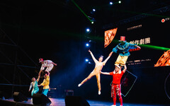 安平燈區舞台節目及街頭藝人、無人機空中展演獲好評