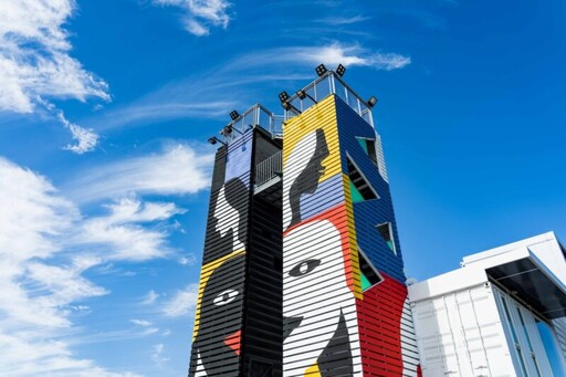 「駁二塔」正在換新裝 西班牙駐村藝術家壁畫彩繪 港灣拍照景點即將再加一！