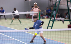 高雄獨領全台 首場網球中央球場舉辦匹克球賽事