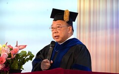 中華大學校長以AI巨擘勉勵畢業生 成就更好的自己！