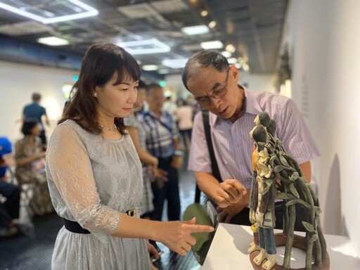 美濃客家文物館「陶緣結藝聯展」開幕 57件珍貴陶藝創作價值逾200萬元