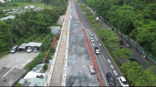 高市林副市長颱風後視察翠華路拓寬工程進度