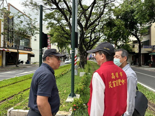 高雄輕軌沿線綠巨人挺過凱米颱風 捷運局持續關注恢復狀況
