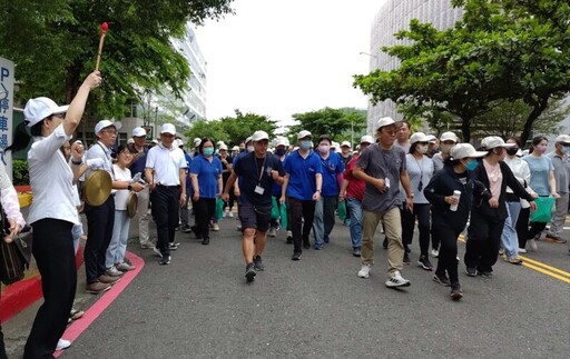 營造健康勞動工作環境 高雄臨廣科技產業園區百人健走