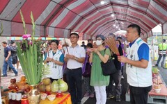 立委鍾佳濱與玉皇宮合作 屏東首次辦理寵物普渡