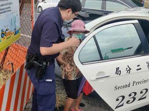 老婦人雨天迷途 南門警助順利返家