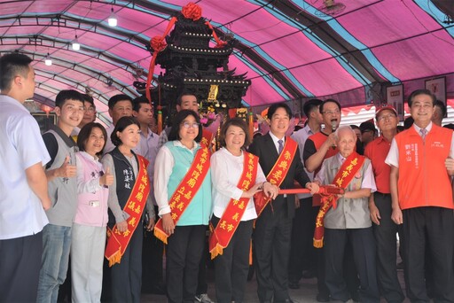 嘉義城隍夜巡 總統同祭三神祈安