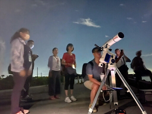 鹽田遇見星空 雲嘉南管理處首辦觀星導覽培訓開啟新視野