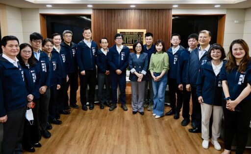 高雄市議會第四屆第四次定期大會開幕 陳其邁拜會議長及各黨團