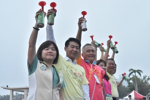 睽違三年鳳山運動賽事，「鳳山跑三校越野馬拉松」盛大開跑！