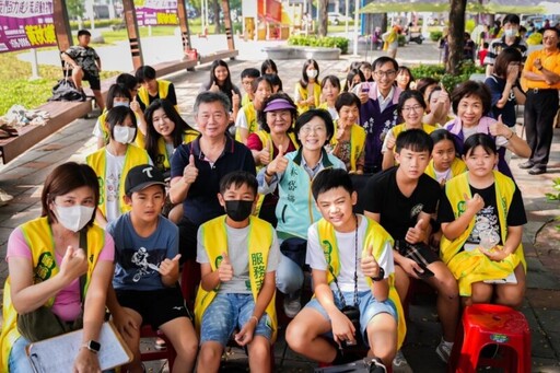 岡山寵物公園辦認養活動 林岱樺為毛小孩爭福利