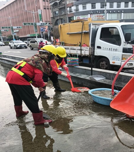 高雄捷運美麗島站水池已提高清潔頻率 以維護城市門戶良好形象