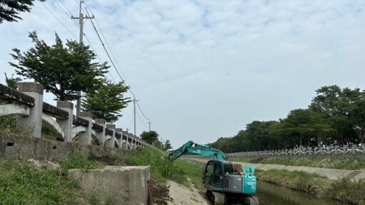 岡山區大遼排水 水利局加強清淤確保流域排水安全