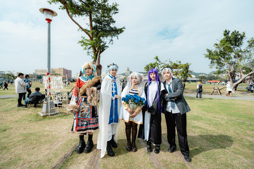 哈瑪星鐵道園區上演動漫軍武戰紀，直升機、裝甲車首次在園區展出！