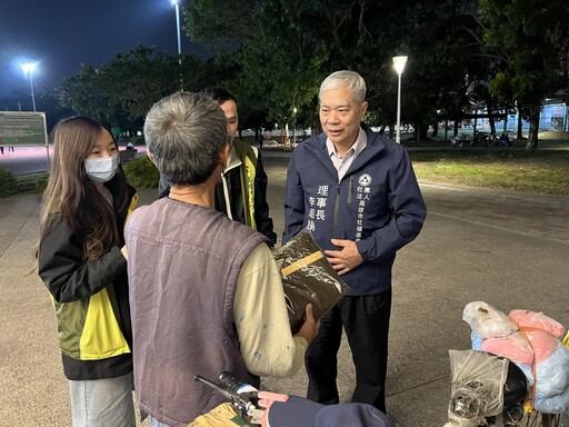 冷氣團來了!高市社會局送愛心 持續加強低溫關懷！