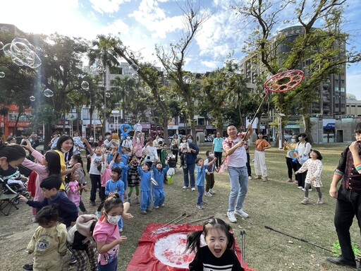 民進黨高市黨部辦寵物聖誕趴 黃文益揪市民與毛小孩快樂聖誕Party！