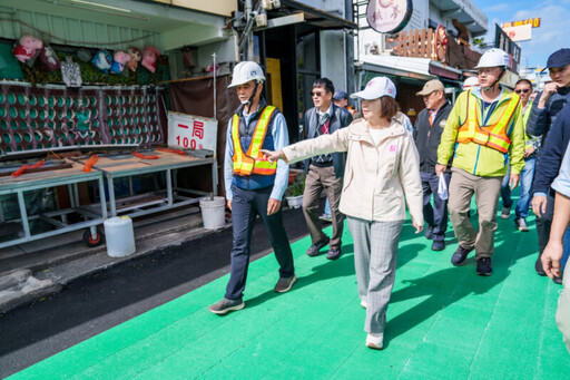 屏東縣長周春米視察墾丁大街人行空間改善工程 第一階段農曆年前完成