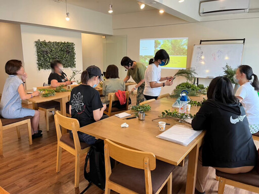 在照顧的路上，家照據點溫暖為家庭照顧者提供最佳的支持服務