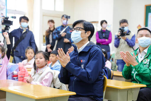 開學首日 陳其邁視察校園防疫整備情形