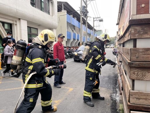 高雄消防六大隊加強瓦斯串接場所安全宣導