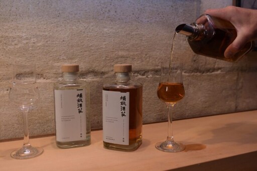 高餐大與台糖產學合作成就非凡 台灣甘蔗農藝蘭姆酒奪世界酒類競賽首獎