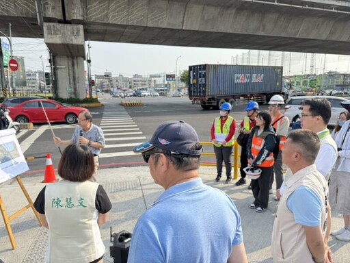 許智傑為88快速道路疏通提解方 鳳山西向匝道確定拓寬！