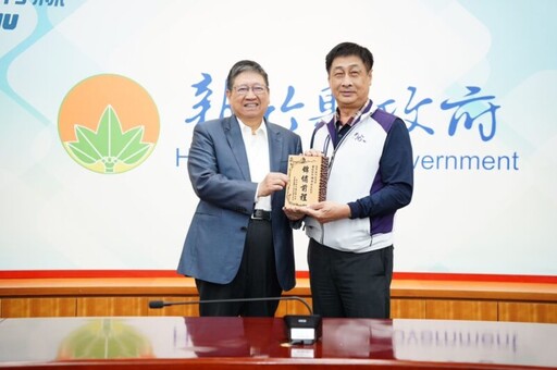 新竹區漁會總幹事童錦杰榮退 楊文科期勉退而不休、繼續輔導漁業