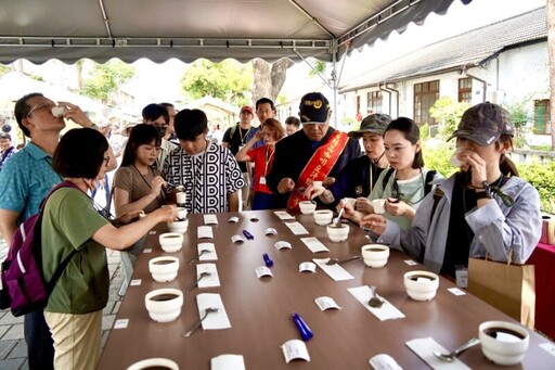 2025屏東精品咖啡豆評鑑頒獎 現場氣氛熱絡