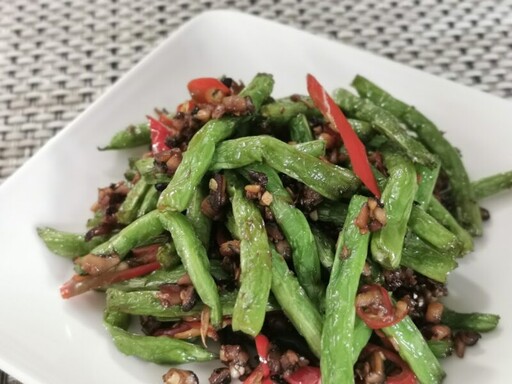 「黑豆桑」母親節限定優惠 家樂福、全聯買一送一 天然釀造展現愛與健康