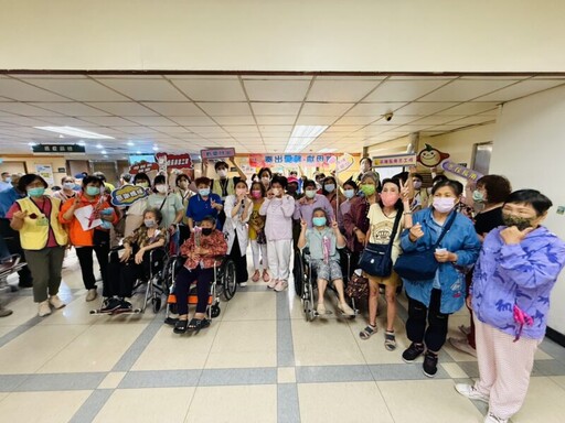 高雄長庚醫院母親節 溫馨送暖獻祝福