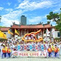 傳愛33-幸福999 太極神龍踩街送福氣 民眾駐足歡樂洋溢