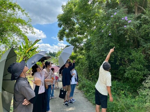 高師大策辦月世界包粽體驗與微旅行 帶領民眾跟著月桃香走田寮