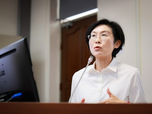 林岱樺要求政府應全面鬆綁法規制度、促進資金流通、培養高技術人才 建立下一座護國神山