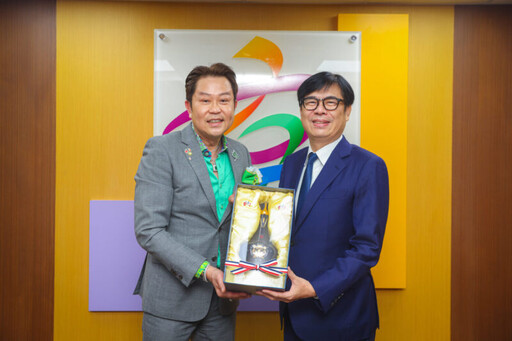高市府續辦《蔚藍對話》論壇 聯手20多家龍頭法商 共商淨零永續合作新機