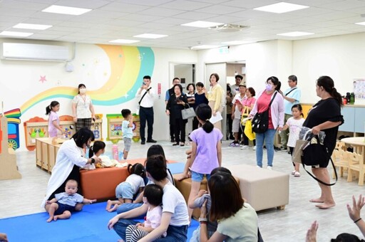 屏東縣高樹圖書館啟用 客家學習客廳打造全齡共融空間