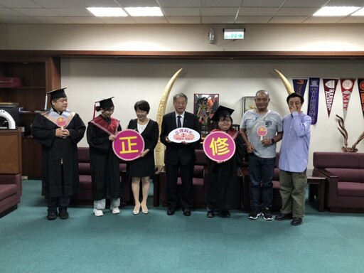 正修科大3學子逆境中綻放堅毅光芒 12特教生組成龍舟隊盼旗開得勝