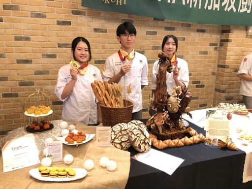 高餐大以實力征服亞洲最大廚藝賽事 新加坡國際廚藝挑戰賽奪26面獎牌