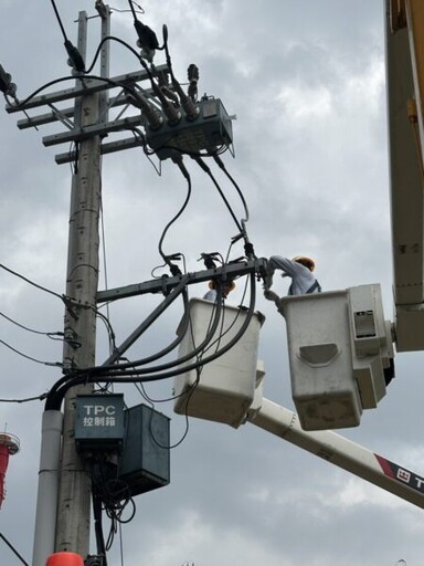 台電高雄、鳳山區處提前部署，全力迎戰夏季用電高峰 備戰長達150天！