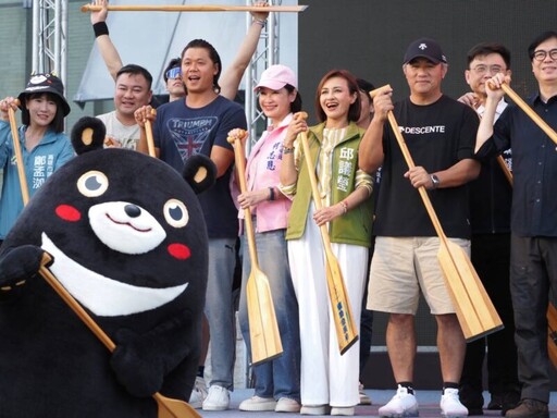 柯志恩受邀開幕愛河龍舟賽 秀英文祝賽事順利