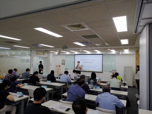 南管局鄭秀絨局長率隊參訪高雄秀傳醫院 強化醫療與科學園區合作契機