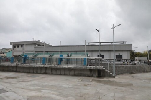 黃偉哲視察安南區「安中抽水站新建工程」竣工