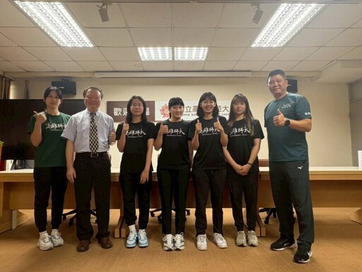 高師大全大運贏得14面獎牌 校長王政彥表揚獲獎同學與教練