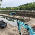高市鳳山溪進行清淤 提升區域排水效能