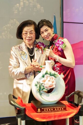 台灣省蘭馨32屆理事長蔡佳欣光榮卸任 交棒神聖使命光芒不滅