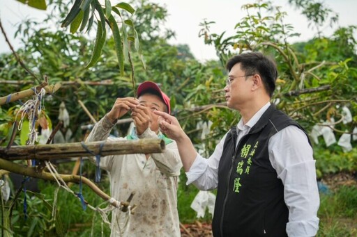 賴瑞隆協助高雄農民爭取颱風農損農業部天然災害救助