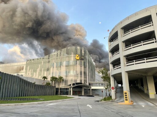 小港電池工廠火警濃煙蔓延 高市環保局即時監測從重裁罰